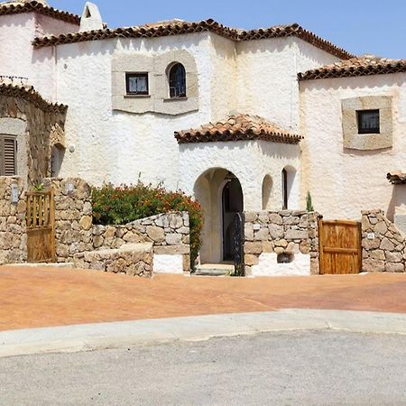 Villa Punta Saline Cannigione Luaran gambar