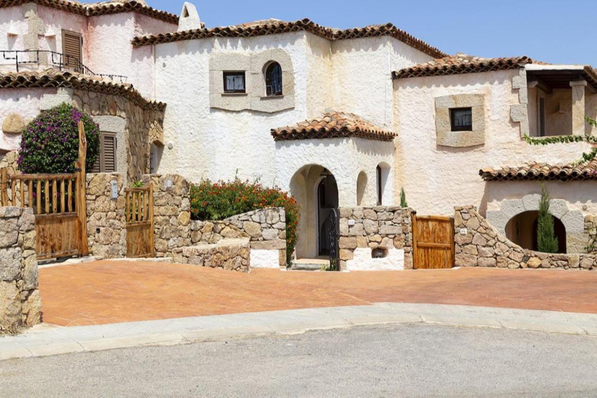 Villa Punta Saline Cannigione Luaran gambar