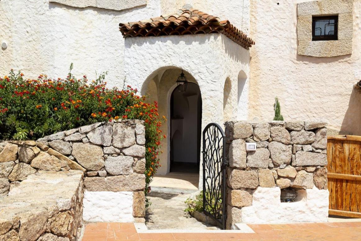 Villa Punta Saline Cannigione Luaran gambar